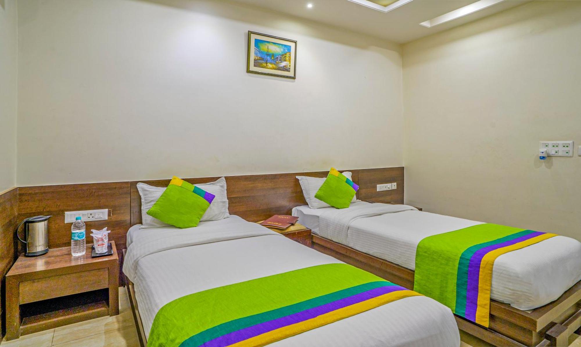 Treebo Bliss Hotel Jaipur Buitenkant foto