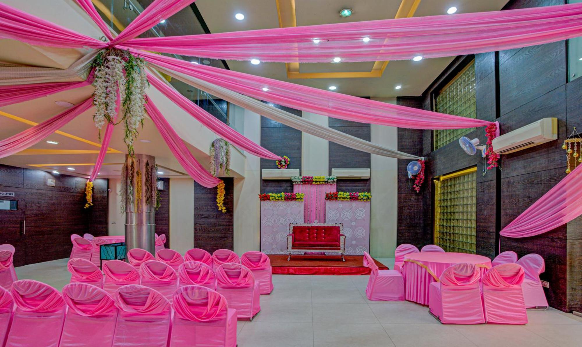 Treebo Bliss Hotel Jaipur Buitenkant foto