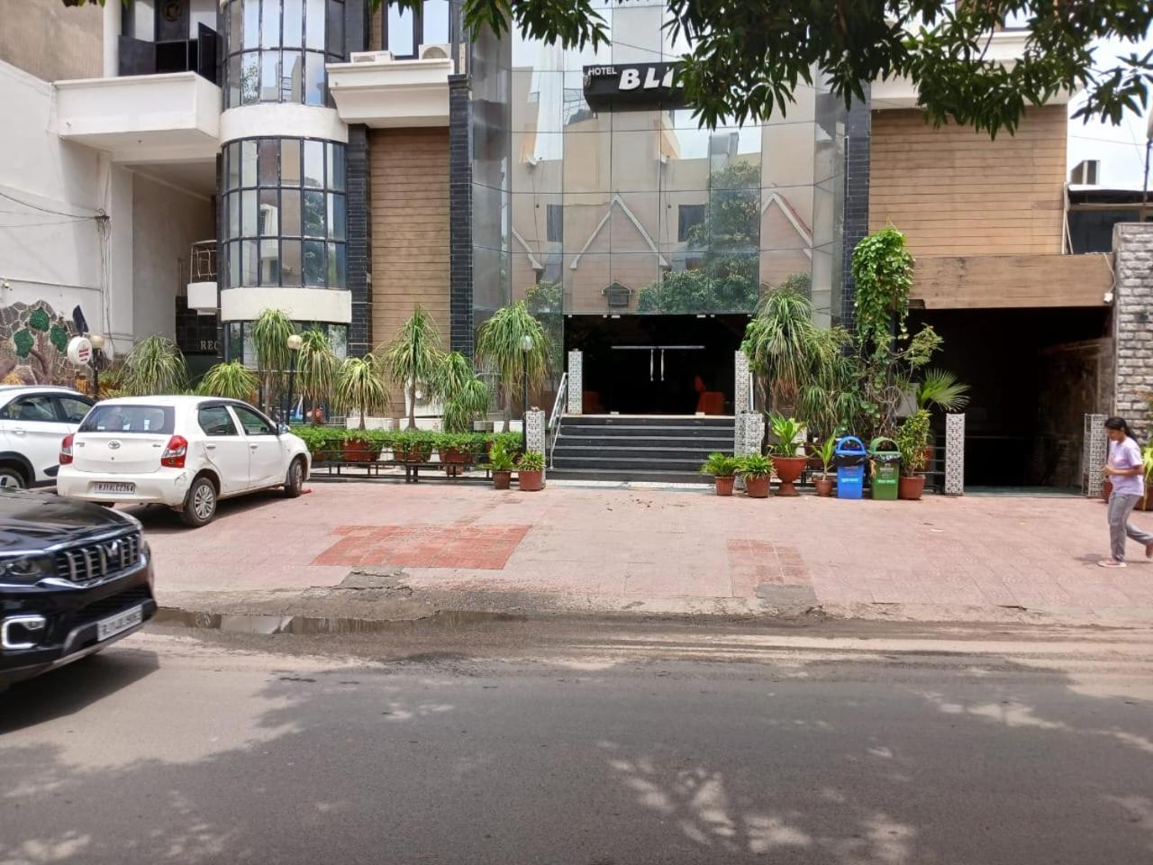 Treebo Bliss Hotel Jaipur Buitenkant foto